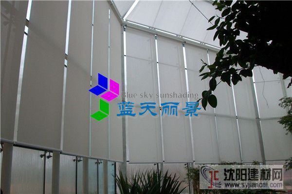 北京御隆會館玻璃穹頂室內(nèi)電動卷簾遮陽